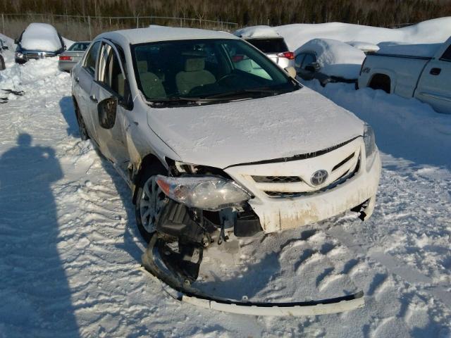 2T1BU4EE1CC833759 - 2012 TOYOTA COROLLA BA WHITE photo 1