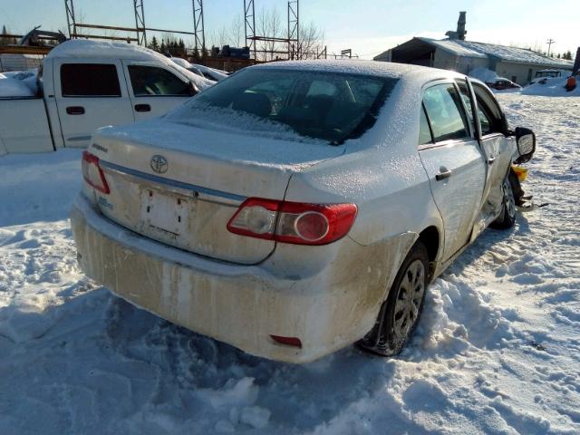 2T1BU4EE1CC833759 - 2012 TOYOTA COROLLA BA WHITE photo 4