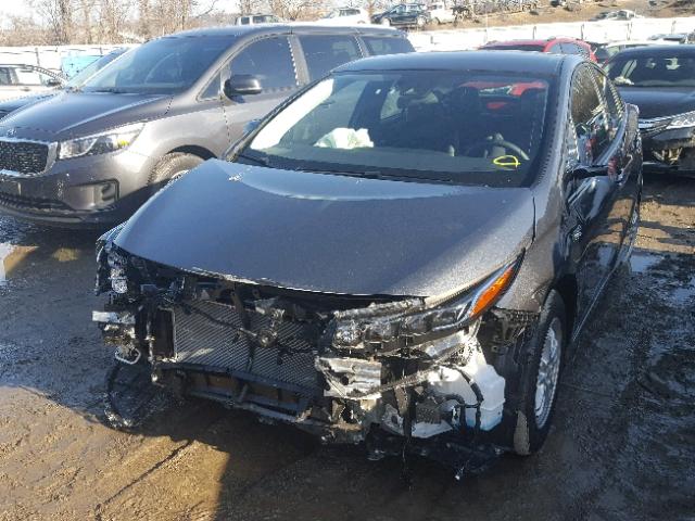 JTDKARFP0H3038160 - 2017 TOYOTA PRIUS PRIM GRAY photo 2