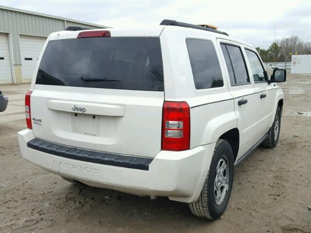 1J8FF28W78D771579 - 2008 JEEP PATRIOT SP WHITE photo 4