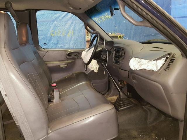 1FTZX17201NA28644 - 2001 FORD F150 BLUE photo 5