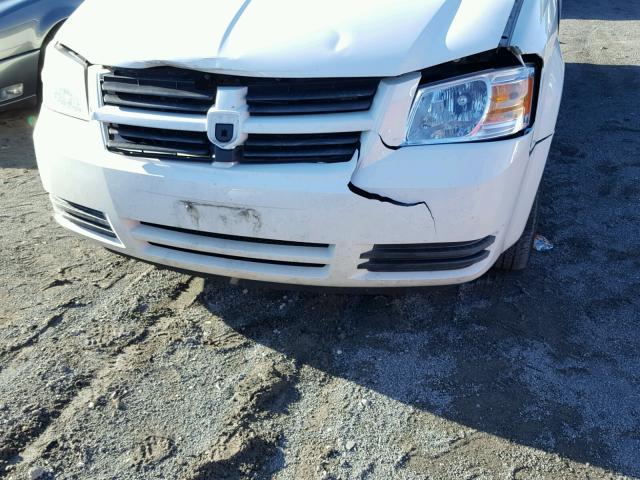 1D8HN44H88B106256 - 2008 DODGE GRAND CARA WHITE photo 9