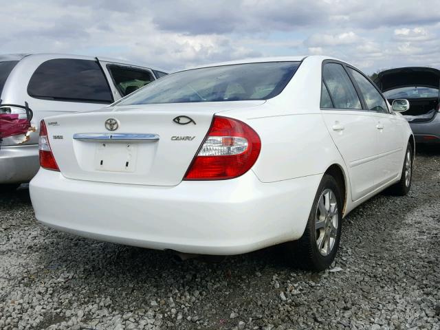 JTDBE32K840256869 - 2004 TOYOTA CAMRY LE WHITE photo 4