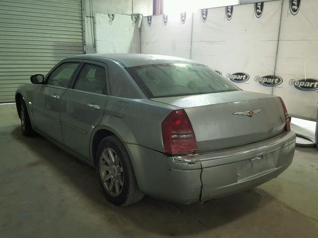 2C3KA63H06H189753 - 2006 CHRYSLER 300C SILVER photo 3