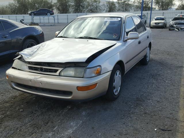 1NXBB02E1VZ624316 - 1997 TOYOTA COROLLA DX SILVER photo 2