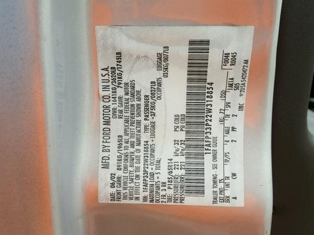 1FAFP33P22W318854 - 2002 FORD FOCUS LX SILVER photo 10