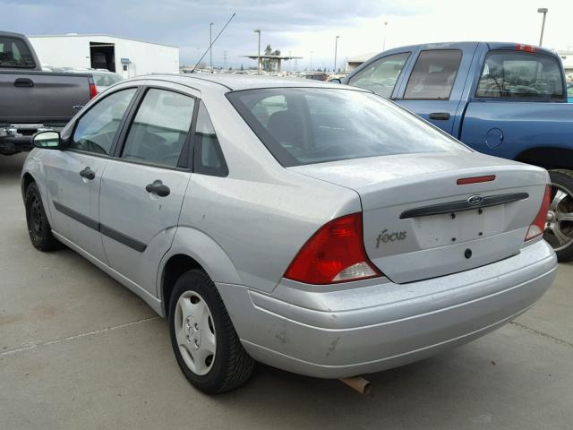 1FAFP33P22W318854 - 2002 FORD FOCUS LX SILVER photo 3