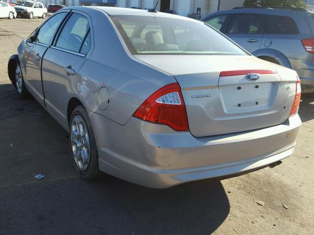 3FAHP0HA0AR209192 - 2010 FORD FUSION SE SILVER photo 3