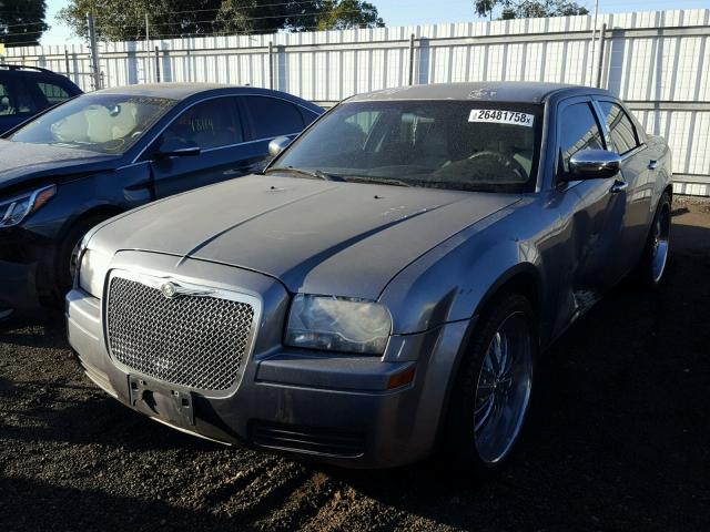 2C3KA43R26H223673 - 2006 CHRYSLER 300 GRAY photo 2