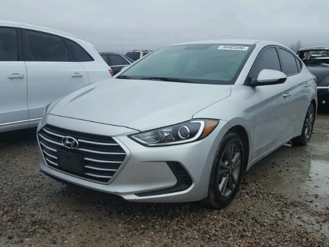 5NPD84LF3HH117314 - 2017 HYUNDAI ELANTRA SE SILVER photo 2