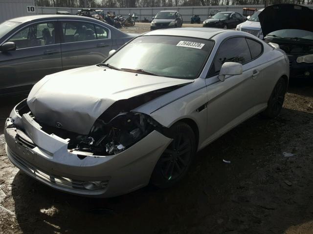 KMHHM66D57U261272 - 2007 HYUNDAI TIBURON GS SILVER photo 2