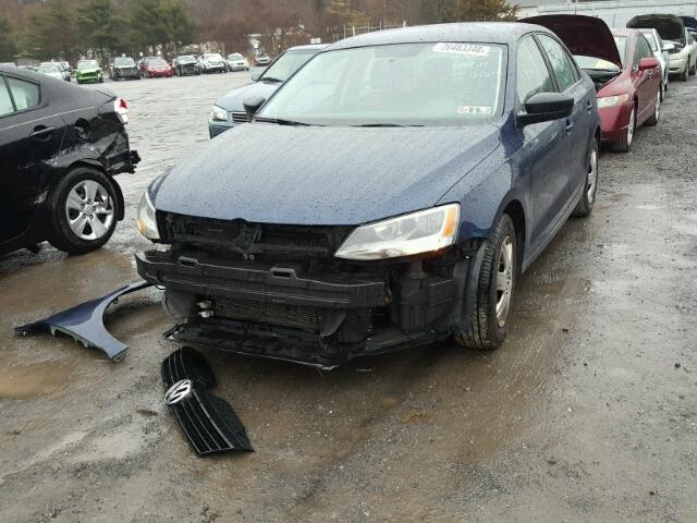3VW2K7AJXDM311664 - 2013 VOLKSWAGEN JETTA BASE ლურჯი ფოტო 2