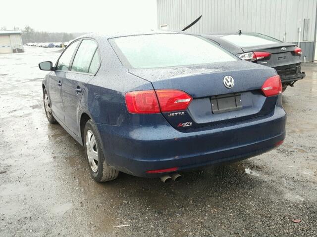 3VW2K7AJXDM311664 - 2013 VOLKSWAGEN JETTA BASE ლურჯი ფოტო 3