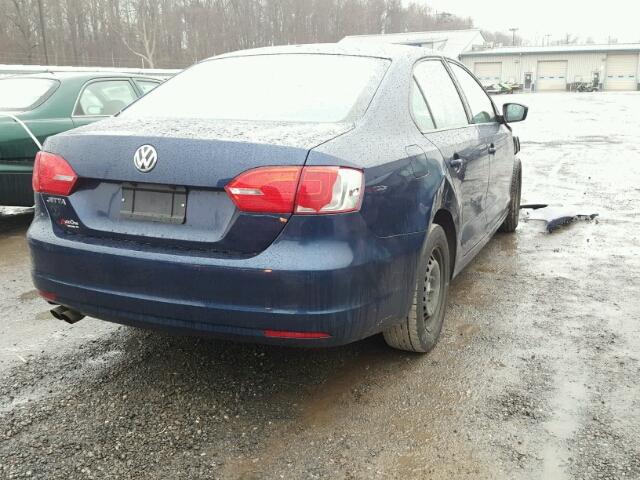 3VW2K7AJXDM311664 - 2013 VOLKSWAGEN JETTA BASE ლურჯი ფოტო 4