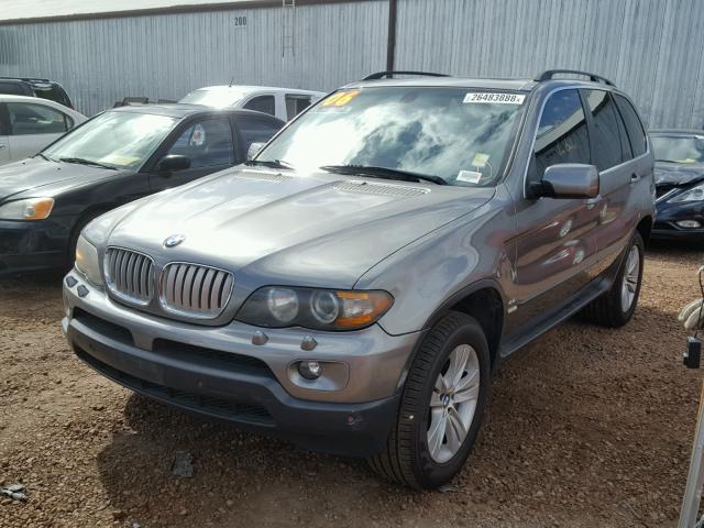 5UXFB53566LV24087 - 2006 BMW X5 4.4I GRAY photo 2