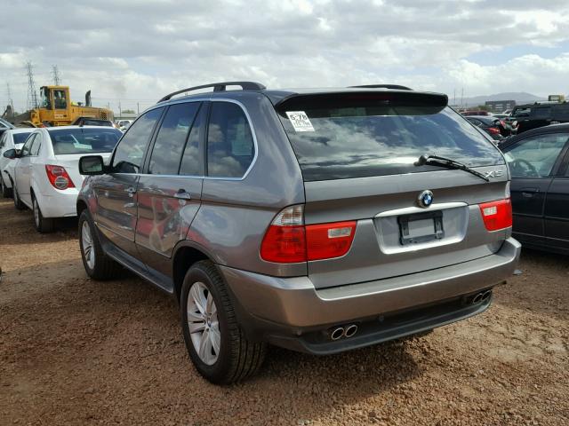 5UXFB53566LV24087 - 2006 BMW X5 4.4I GRAY photo 3