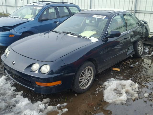 JH4DB7662WS003297 - 1998 ACURA INTEGRA GS GREEN photo 2