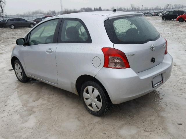 JTDJT923175030919 - 2007 TOYOTA YARIS SILVER photo 3