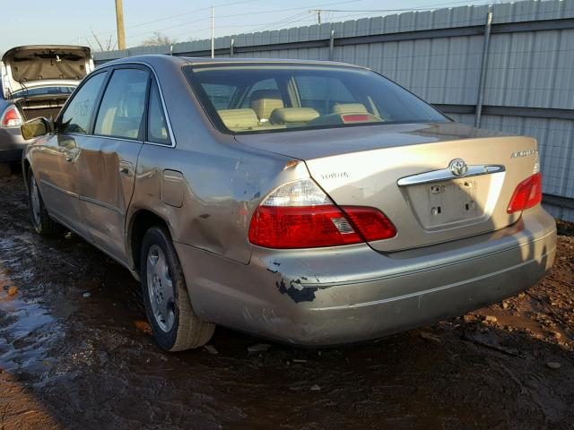 4T1BF28B03U302793 - 2003 TOYOTA AVALON XL GOLD photo 3