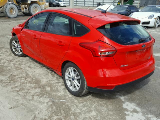 1FADP3K2XGL294566 - 2016 FORD FOCUS SE RED photo 3