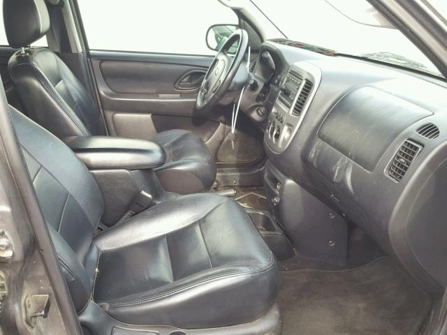 1FMCU94183KC88346 - 2003 FORD ESCAPE LIM GRAY photo 5