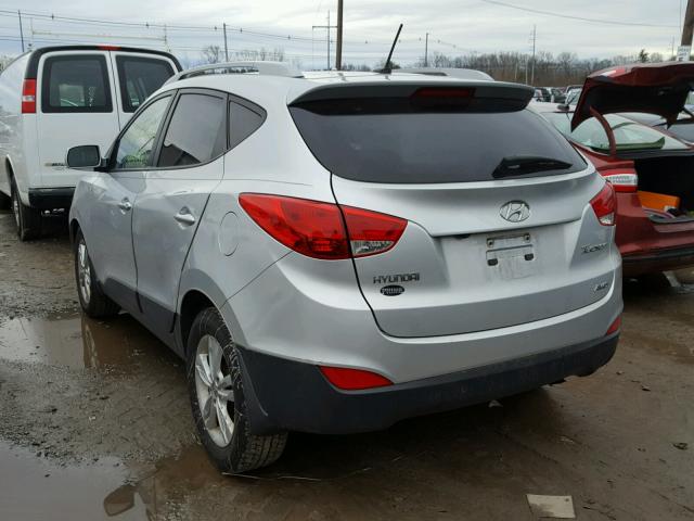 KM8JUCAC7BU186291 - 2011 HYUNDAI TUCSON GLS SILVER photo 3