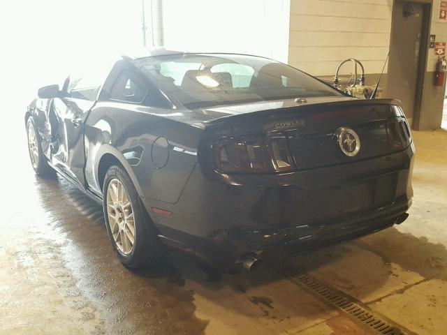 1ZVBP8AM6D5274135 - 2013 FORD MUSTANG BLACK photo 3