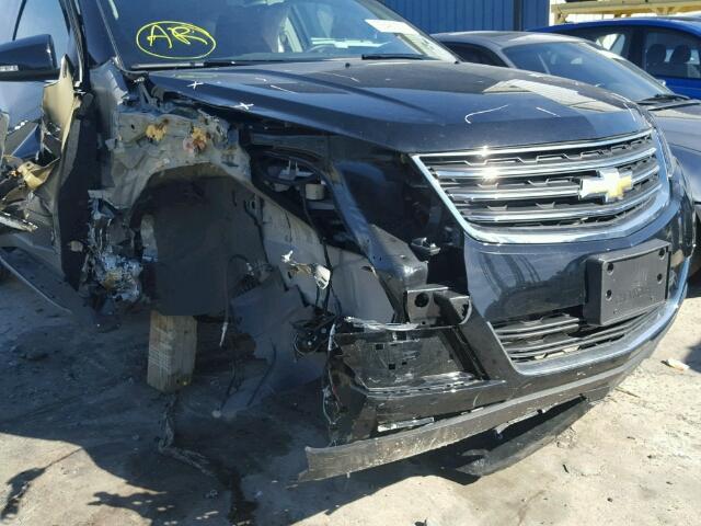 1GNKRGKD2HJ140457 - 2017 CHEVROLET TRAVERSE L BLACK photo 9