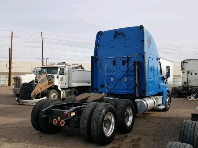 1FUJGLDR19LAJ0280 - 2009 FREIGHTLINER CASCADIA 1 BLUE photo 4