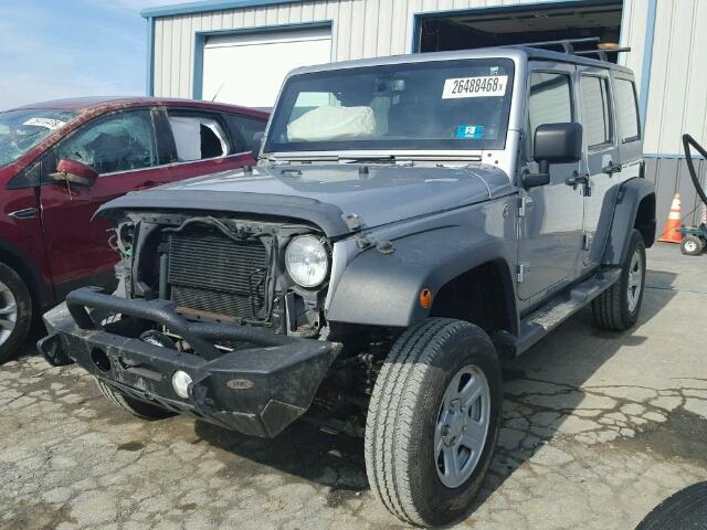 1C4BJWDG7DL698479 - 2013 JEEP WRANGLER U SILVER photo 2