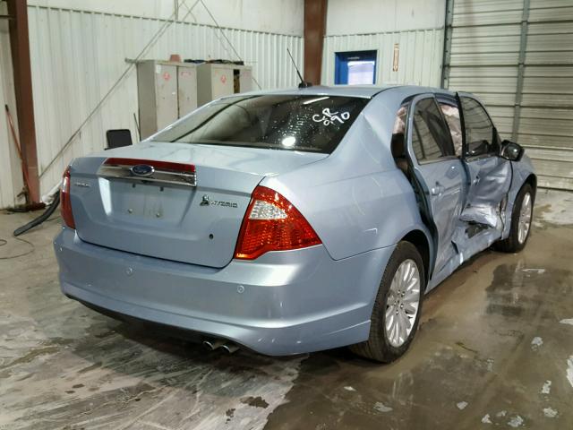 3FADP0L33AR310461 - 2010 FORD FUSION HYB BLUE photo 4