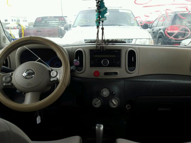 JN8AZ2KR8AT159838 - 2010 NISSAN CUBE BASE WHITE photo 9