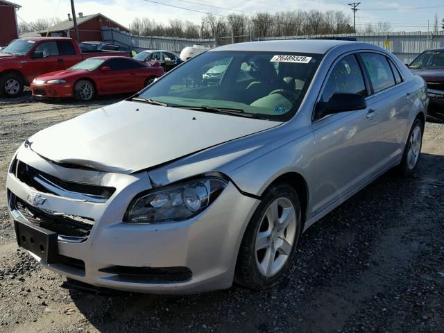 1G1ZB5EB8A4114615 - 2010 CHEVROLET MALIBU LS SILVER photo 2