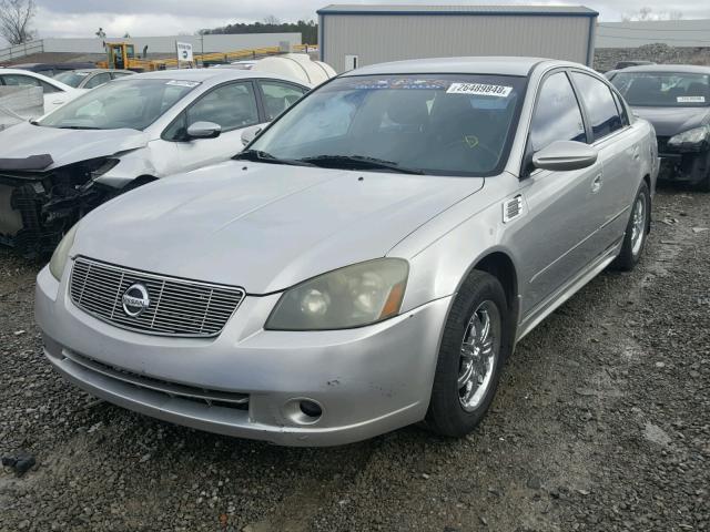 1N4AL11D85C387489 - 2005 NISSAN ALTIMA S GRAY photo 2