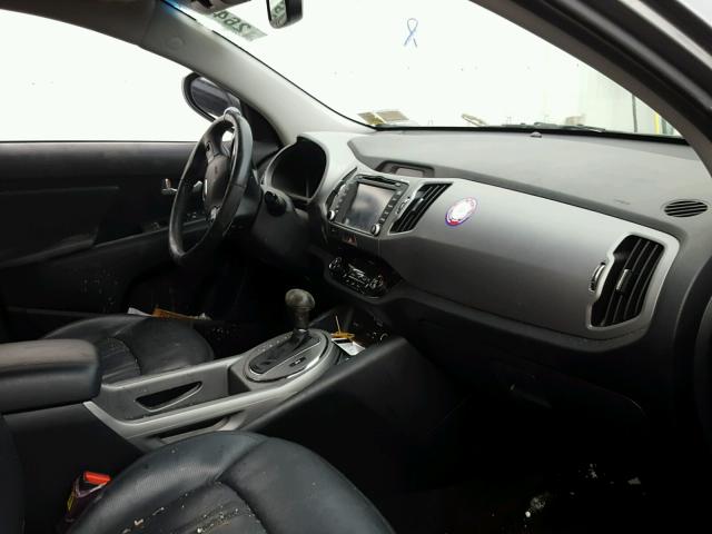 KNDPCCAC9G7846581 - 2016 KIA SPORTAGE E GRAY photo 5