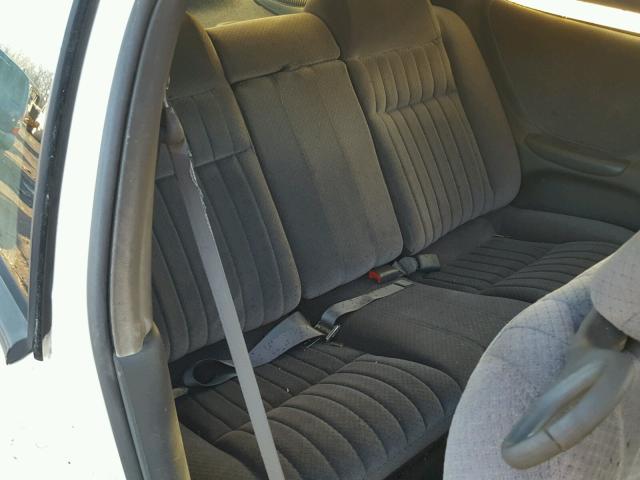 1G2WP12K72F174632 - 2002 PONTIAC GRAND PRIX WHITE photo 6