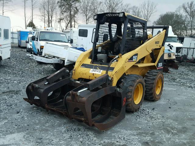 CAT0262BTPDT03906 - 2006 CATERPILLAR TRACTOR YELLOW photo 2