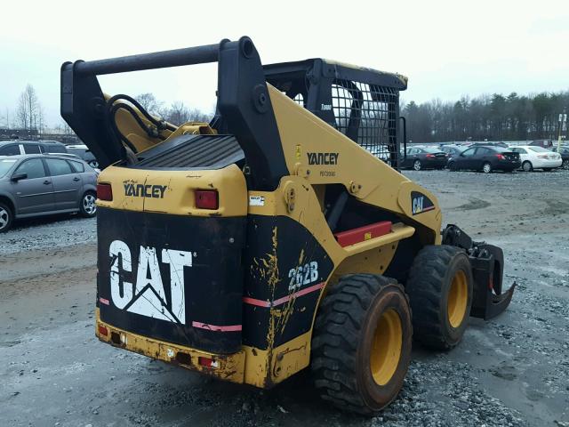 CAT0262BTPDT03906 - 2006 CATERPILLAR TRACTOR YELLOW photo 4