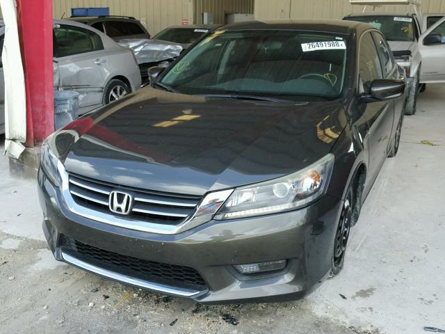 1HGCR2F55EA033032 - 2014 HONDA ACCORD SPO BROWN photo 2