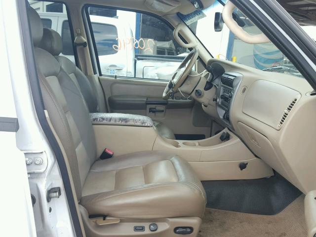 1FMZU67E53UB49979 - 2003 FORD EXPLORER S WHITE photo 5