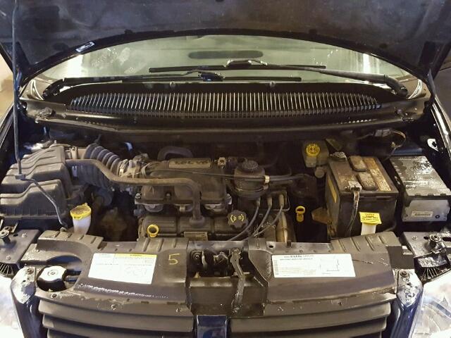 2D4GP44L45R167743 - 2005 DODGE GRAND CARA BLUE photo 7