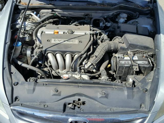 1HGCM56176A075989 - 2006 HONDA ACCORD VAL SILVER photo 7