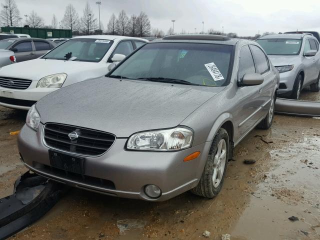 JN1CA31A5YT034080 - 2000 NISSAN MAXIMA GLE SILVER photo 2