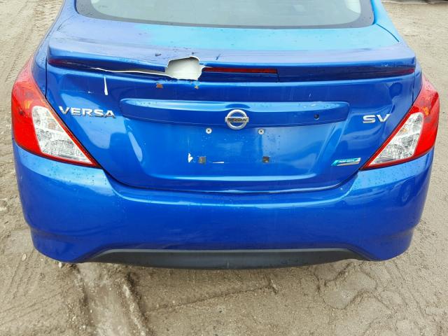 3N1CN7AP2FL853050 - 2015 NISSAN VERSA S BLUE photo 9