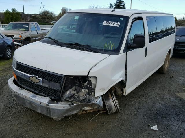 1GAZG1FG3C1188453 - 2012 CHEVROLET EXPRESS G3 WHITE photo 2