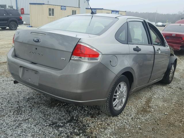 1FAHP35N08W272423 - 2008 FORD FOCUS SE SILVER photo 4