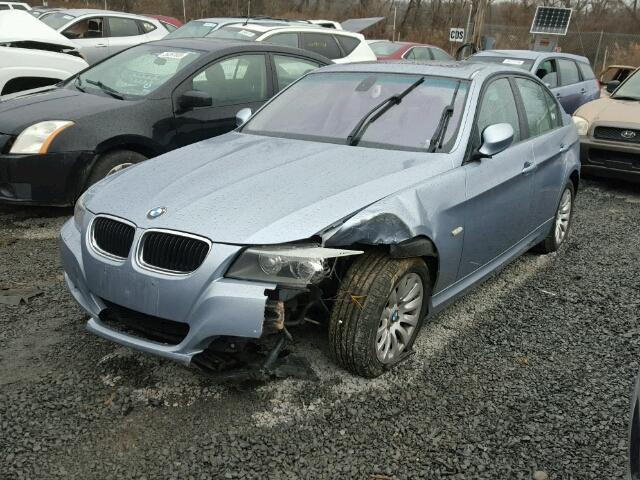 WBAPK53539A509923 - 2009 BMW 328 XI SUL BLUE photo 2