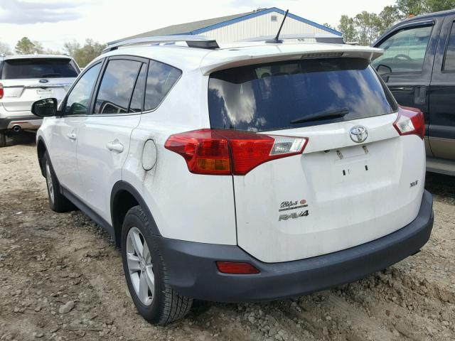2T3WFREV2EW100833 - 2014 TOYOTA RAV4 XLE WHITE photo 3