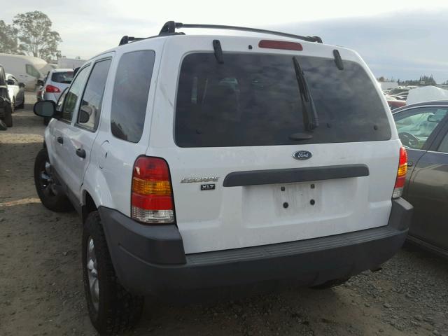 1FMYU03174KA86912 - 2004 FORD ESCAPE XLT WHITE photo 3