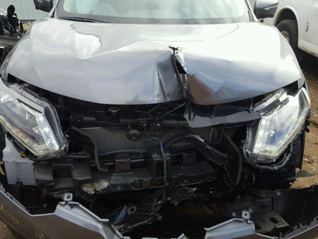 5N1AT2MV1FC922244 - 2015 NISSAN ROGUE S SILVER photo 7